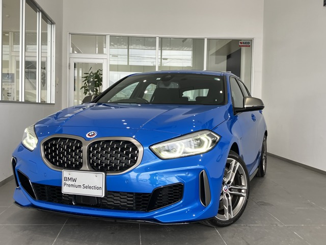 1シリーズM135i xドライブ 4WD