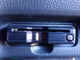 ■【ETC車載器】が装備されています。セットアップをしてお渡しとなり、ETCカードを差し込むだけで高速道路の利用が可能です。