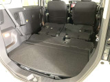 リヤシートを動かせば、ラゲッジルームが広がります!乗車人数や荷物の量に応じてアレンジ可能!