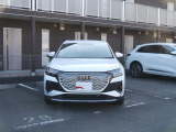 Q4 e-tron 45 Sライン 