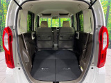 普段のお買い物や通勤、送迎等に十分な荷室スペースを確保しております。セカンドシートを倒すと、大きな荷物の積載も可能です♪
