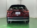 ボディーやインテリアは専門スタッフが一台一台丁寧に磨き、クリーニングしています