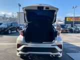 彦根インターからお車で3分とアクセス便利!近くには有名観光地の彦根城もありますので、観光と合わせてのご来店も良いですね♪活気溢れる自慢のスタッフがお客様のご来店をお待ちしております!