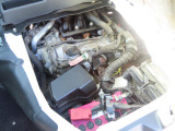 エンジンルームもきれいですよ。機関機構系も良好です。納車前に点検整備も行います。エンジンオイル・オイルフィルター・エアコンフィルター・ワイパーゴムは必ず交換致します(エアコンフィルターは、装着車のみ)
