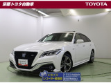 革新的なスタイルの中に息づく、揺るぎない確かな伝統を誇る高級車【クラウンHV】。心動かすスポーティなエクステリアと五感に響く上質なインテリアのRSアドバンスです。