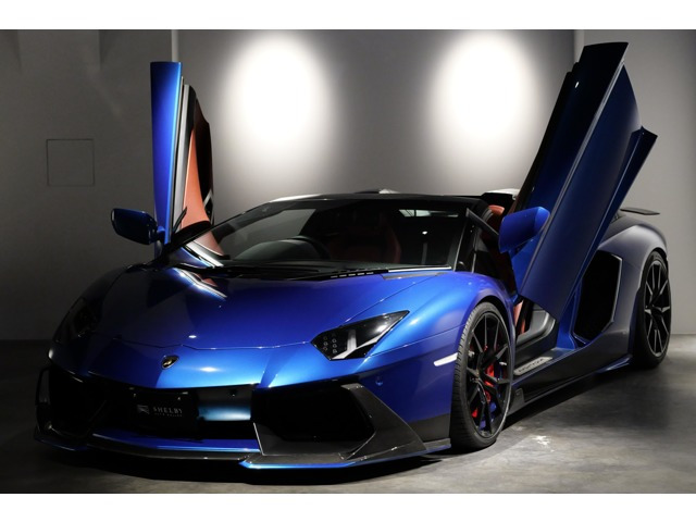 アヴェンタドールロードスターLP700-4 4WDVORSTEINERカーボンフルエアロ