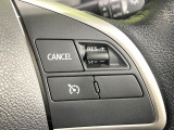 【クルーズコントロール】高速道路もラクラク走行。アクセルを離しても一定速度で走行ができ、長距離運転時の負担を軽減!加速・減速も簡単なスイッチ操作で調整できます。