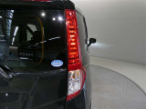 LEDテールライトです。省電力、高輝度のLEDは明るく照らすので夜間運転時の視認性を高めます。スタイリッシュな見た目で細かいところもこだわりたいあなたに!