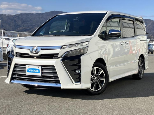 トヨタ ヴォクシー 2.0 ZS 煌 の中古車詳細 (63,900km, ホワイトパール
