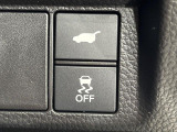 【パワーバックドア】スマートキーや運転席のボタンを押すだけでリアゲートが自動で開閉します!荷物を持っている時や、高い位置にあるバックドアを閉める際に便利な機能です♪