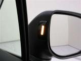 ブラインドスポットモニター付きで、車線変更時に後方確認をアシストしてくれます!