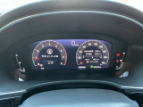 実走行4,143kmです。(10.2インチデジタルグラフィックメーター)