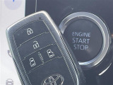 【スマートキー(エンジンスタートストップスイッチ)】スマートキー(電子キー)を持っていれば、スイッチを押すだけでエンジンをかけることができます!