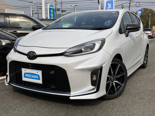 アクア  GRスポーツ