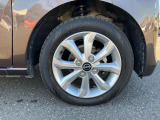 アルミホイール装着しております。