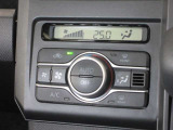エアコンはオートエアコンになっています。