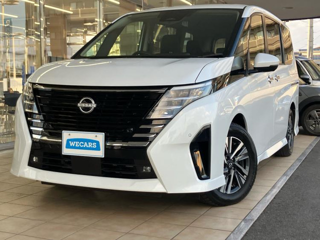 セレナ1.4 e-POWER ハイウェイスター V