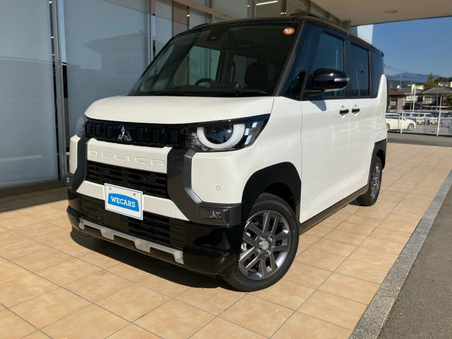 デリカミニ G プレミアム リミテッド エディション 4WD 
