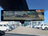 インテリジェントルームミラー☆カメラの映像を映すことで荷物や人が乗っていても後方視界を確保できます☆