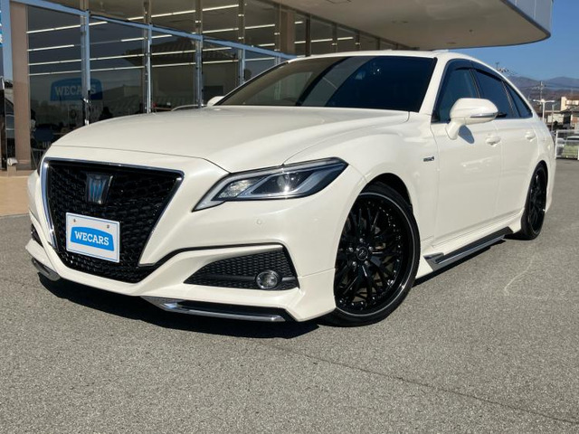 クラウン ハイブリッド 2.5 S Cパッケージ 
