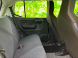 運転席側後部座席