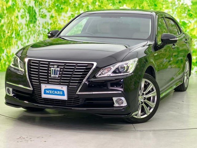 クラウン ハイブリッド 2.5 ロイヤルサルーン Four 4WD 