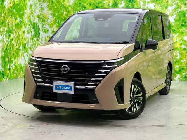 セレナ 1.4 e-4ORCE ハイウェイスターV 4WD 