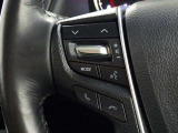 ステアリングスイッチ装備!運転しながら手元でオーディオの操作などができます。