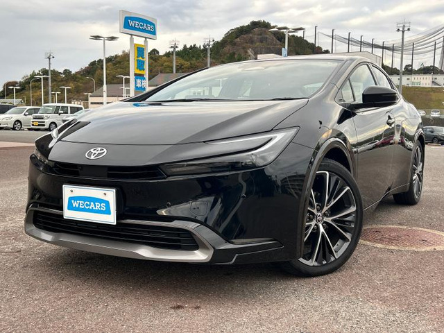 トヨタ プリウス 2.0 Z の中古車詳細 (10,650km, アティチュード