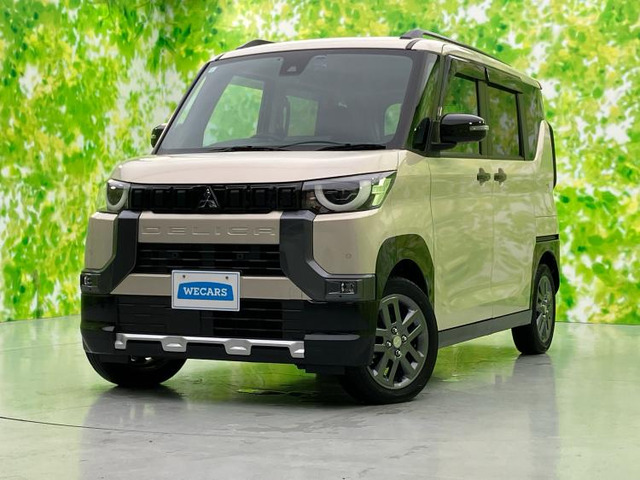 デリカミニ T プレミアム 4WD 