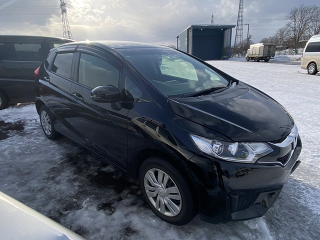 フィット1.3 13G Fパッケージ コンフォートエディション 4WD純正ナビゲーション・バックカメラ