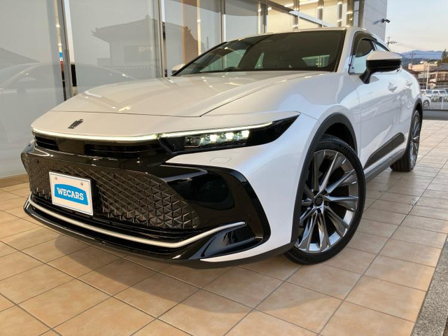 クラウンクロスオーバー 2.5 G アドバンスト レザー パッケージ E-Four 4WD 