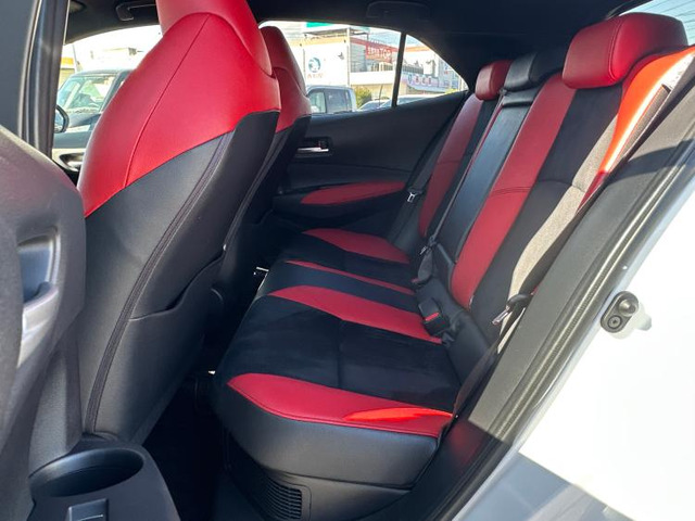 トヨタ カローラスポーツ 1.8 ハイブリッド G Z の中古車詳細 (33,000