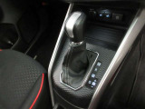 CVTで燃費向上!速度を変更してもタイムラグやショックを感じにくい作りになっています。