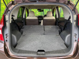 普段のお買い物や通勤、送迎等に十分な荷室スペースを確保しております。セカンドシートを倒すと、大きな荷物の積載も可能です♪