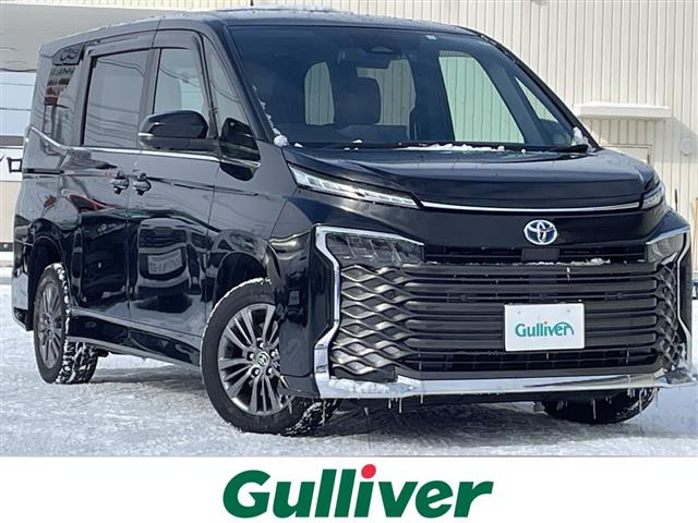 ヴォクシー1.8 ハイブリッド S-Z E-Four 4WDワンオーナー