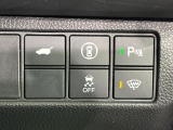 【パワーバックドア】スマートキーや運転席のボタンを押すだけでリアゲートが自動で開閉します!荷物を持っている時や、高い位置にあるバックドアを閉める際に便利な機能です♪
