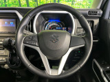 【純正革巻きステアリング】上質な革を使用することで、手にしっかり馴染みとても運転しやすいハンドルです♪