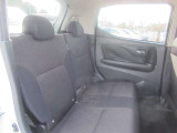 後部座席も乗り心地良好◎掲載後すぐに販売が決まってしまう場合もございますのでご来店前にお電話でご予約を頂ければ幸いです。