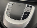 ●両側パワースライドドア:スマートキーや運転席のスイッチで後席両側スライドドアの開閉が可能♪電動だから力を入れてドアを開ける必要が無く、小さなお子様でも簡単に開け閉めでき快適です♪