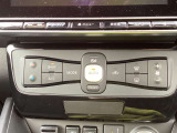 車内の温度管理がワンタッチで簡単に出来るのがオートエアコンです。これでいつでも快適ドライブが出来ますね!