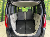 普段のお買い物や通勤、送迎等に十分な荷室スペースを確保しております。セカンドシートを倒すと、大きな荷物の積載も可能です♪