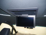 後席モニター