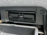 すっきり埋め込み型ETC車載器(高速道路の利用時に 料金所の通過をスムーズに行うために自動で料金を精算するシステム)