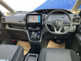 納車から1ヶ月を目安に無料点検を受けていただけます。(最寄りの日産のお店でも可能です)
