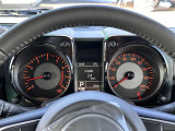 【スピードメーター】メーターがシンプルで見やすく運転しやすいですね!