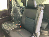 フロントシートです。ゆったり運転ができます。長距離ドライブもラクラク♪♪