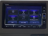 ホンダ純正7インチインターナビは画面が見やすいですよ〜(^^♪地デジ対応でCD録音やDVD、Bluetoothにも対応してますよ(^^)/