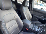 ジャガーEペイス R-ダイナミックS D180 4WD/ドライブプロパック/ブラインドスポットアシスト/パークプロパック/純正ナビゲーション/パノラマビューモニター/レザーシート/シートヒーター