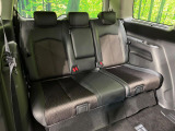 3列目シートはもちろん状態良好☆大人でもゆったりと座って頂けますので、大人数でのお出かけもラクラクです♪ご家族で、気の知れた仲間で、ドライブに行くのが楽しみですね♪